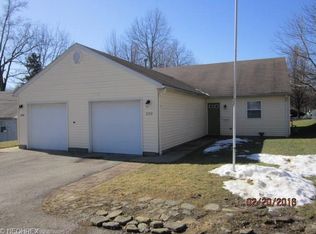 3230-3232 S Meridian Rd, Youngstown, OH 44511