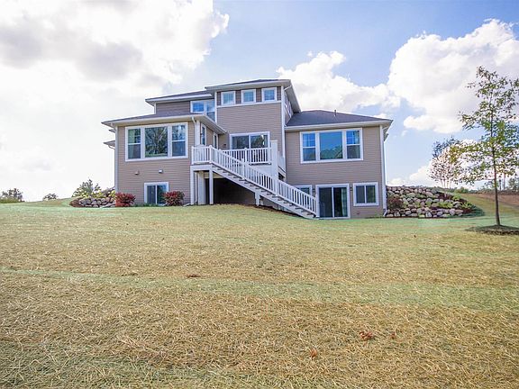 Floor plans and photos shown may include base features along with additional options and upgrades.