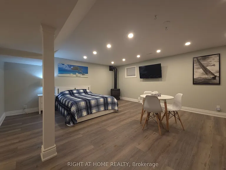 1570 Lewes Way #LOWER — Photo 5