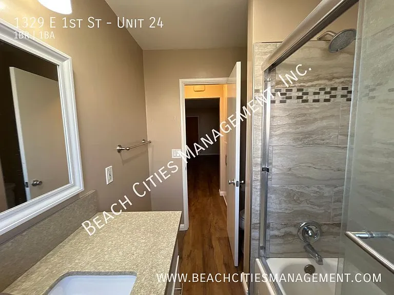 1329 E 1st St #24 — Photo 16