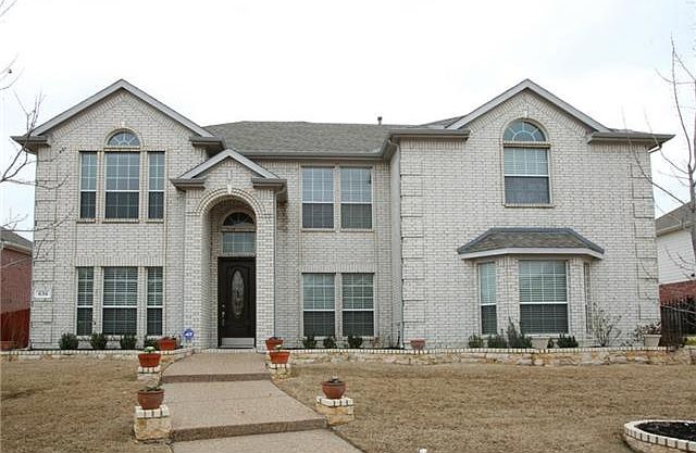 1st image of 636 Memorial Hill Way