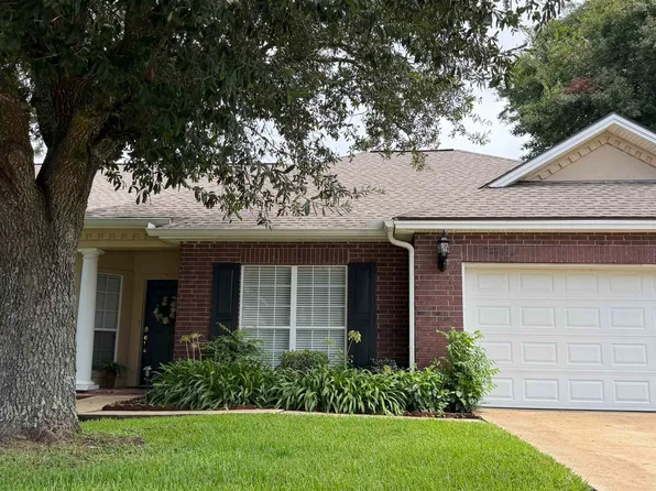 2728 Henderson Bayou Pl, Lake Charles, LA 70605