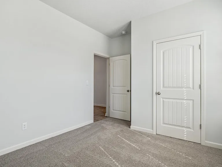 85 Kipling Dr — Photo 6