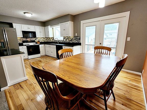 Kitchen/Back Door