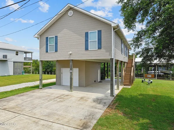 4058 Pennsylvania St, Bay Saint Louis, MS 39520