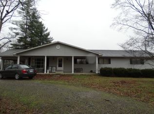 2435 Mike Maxwell Rd, Cookeville, TN 38506