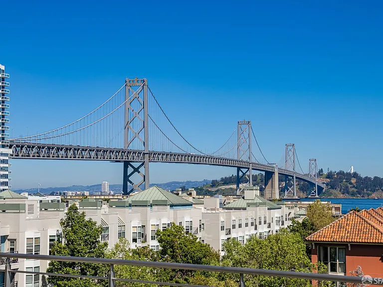 219 Brannan St #5G — Photo 38