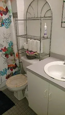 Rented by Luxury Property Group | media 29