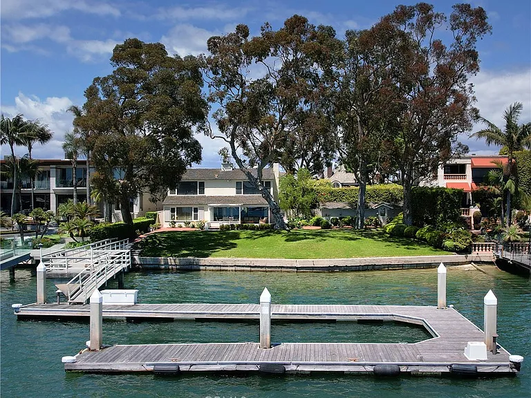 20 Harbor Is — Photo 18