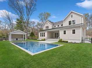 12 Lincoln St, Sag Harbor, NY 11963