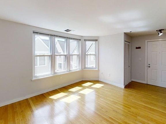 2nd image of 124 Tudor St APT G