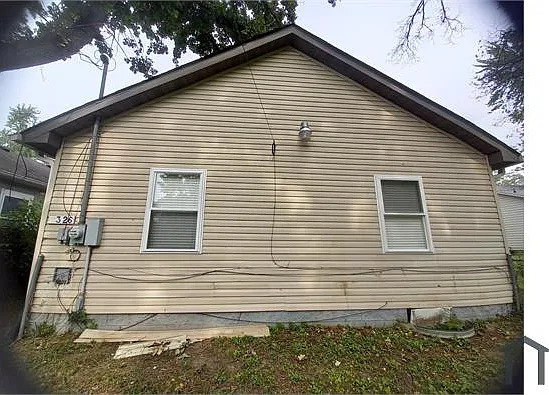 2326 N Lasalle St — Photo 5