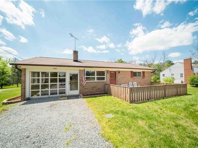 1405 Austin Traphill Rd, Elkin, NC, 28621