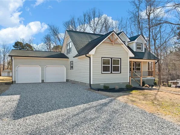 6507 Glenbrooke Dr, Pleasant Garden, NC 27313