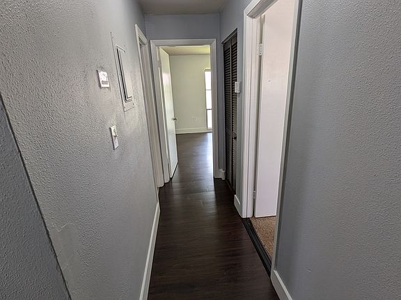 5th image of 2811 SW Archer Rd APT P126