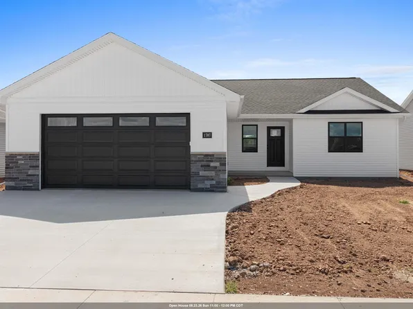 1707 Golden Gate Dr, Appleton, WI 54913