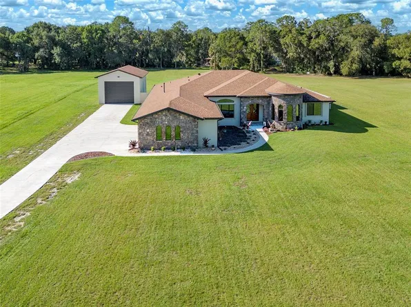 4464 E Shirley Shores Rd, Tavares, FL 32778