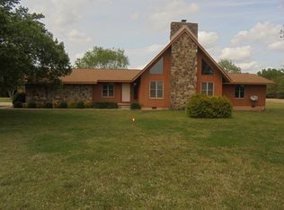 3027 Locust Grove Rd, Batesville, AR 72501