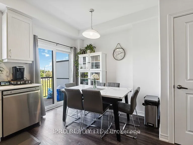 575 Woodward Ave #33 — Photo 15