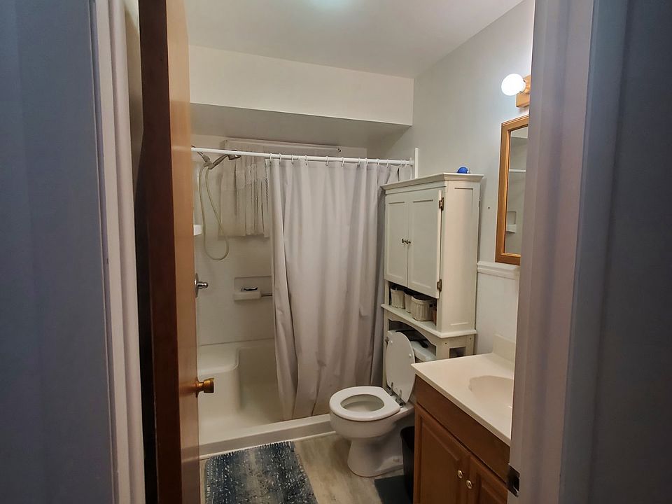 1st image of 1408 Iowa St #1