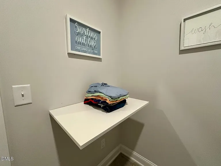 230 Marietta Way — Photo 18