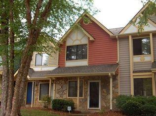 4135 N Course Dr, Charlotte, NC 28277