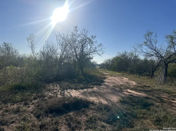 5870 County Road 405 LOT 6, Floresville, TX 78114