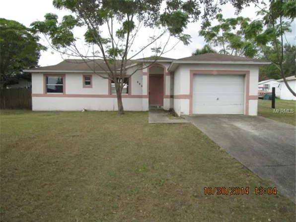 317 Carol St, Mascotte, FL 34753