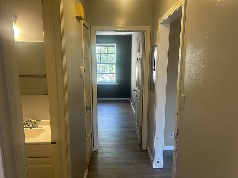 636 R S Bradley Blvd #B — Photo 4