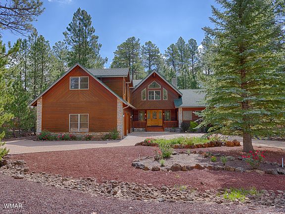3rd image of 8853 Country Club Dr