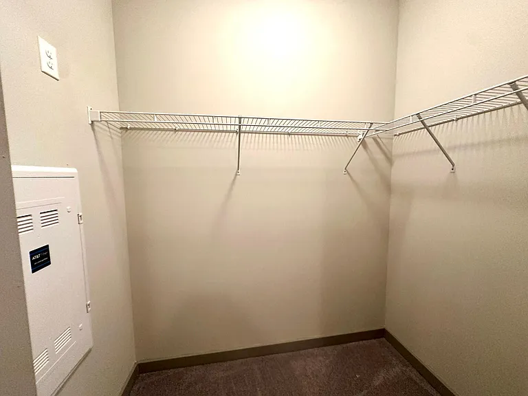 782 Riverfront Pkwy #101 — Photo 6