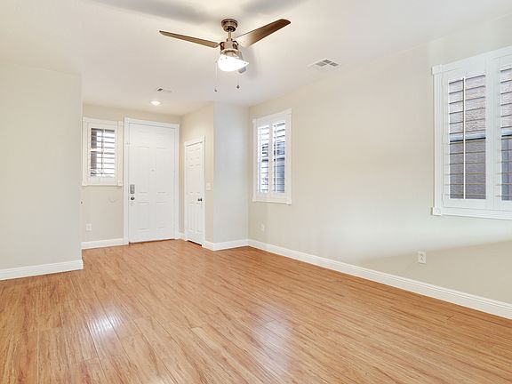 3rd image of 2505 Cockatiel Dr