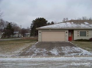 225 Helen St, Roberts, WI 54023