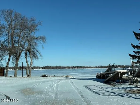 1338 Lynwood Dr, Watertown, SD 57201