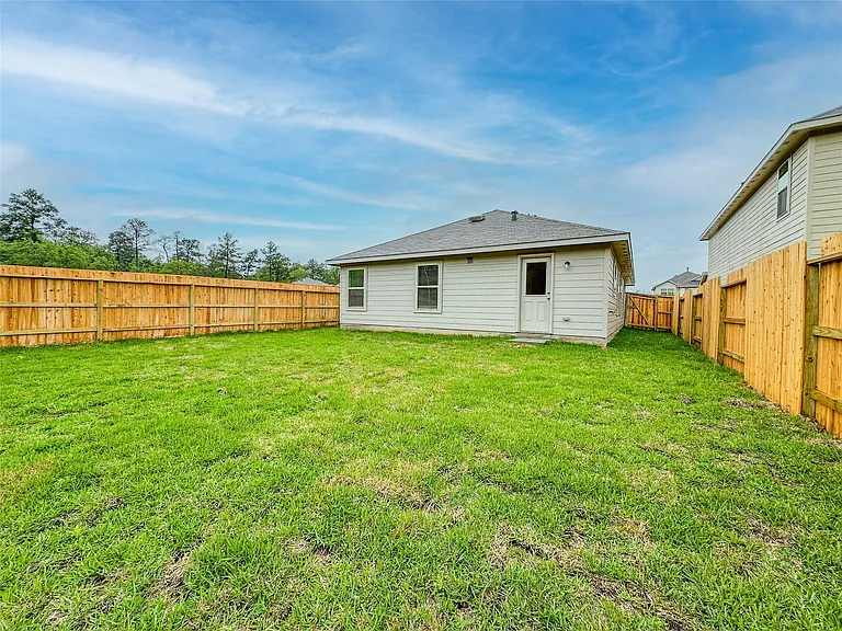 1515 Las Cuevas Dr — Photo 24