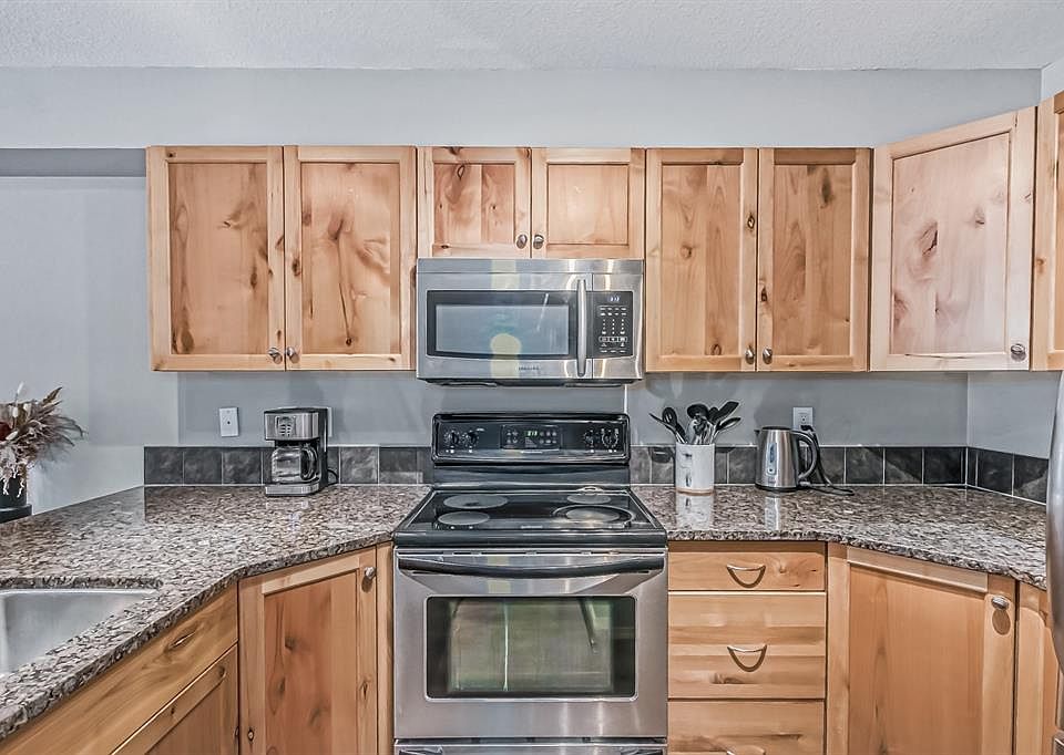 300 SW Palliser Ln Canmore, AB, T1W0H5 Apartments for Rent Zillow