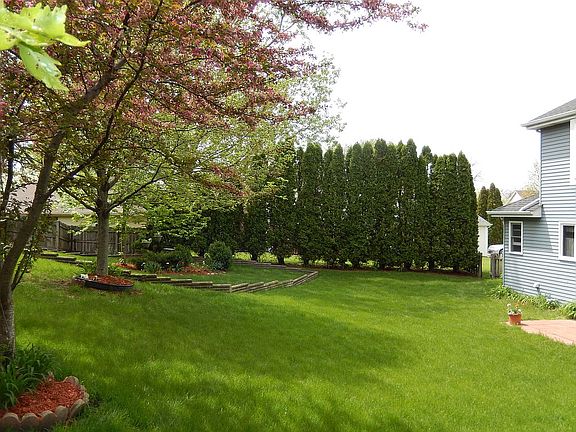 4th image of 2325 Alder Ct