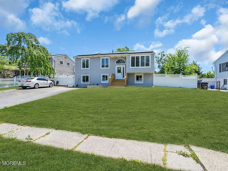 24 Woodlark Rd — Photo 29