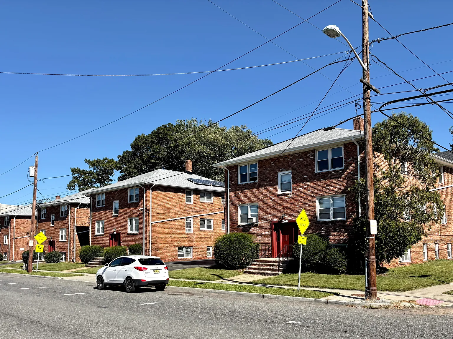 1 bed, 700 sqft, $1,725 — Photo 1