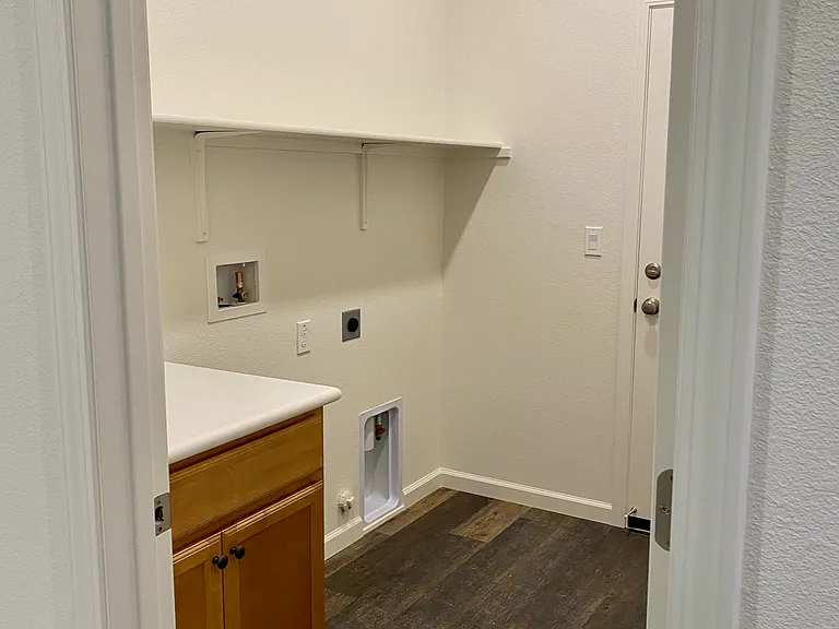 2971 Kern Way — Photo 11