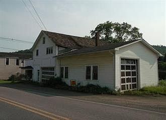 2nd image of 10 Oil Valley Rd
