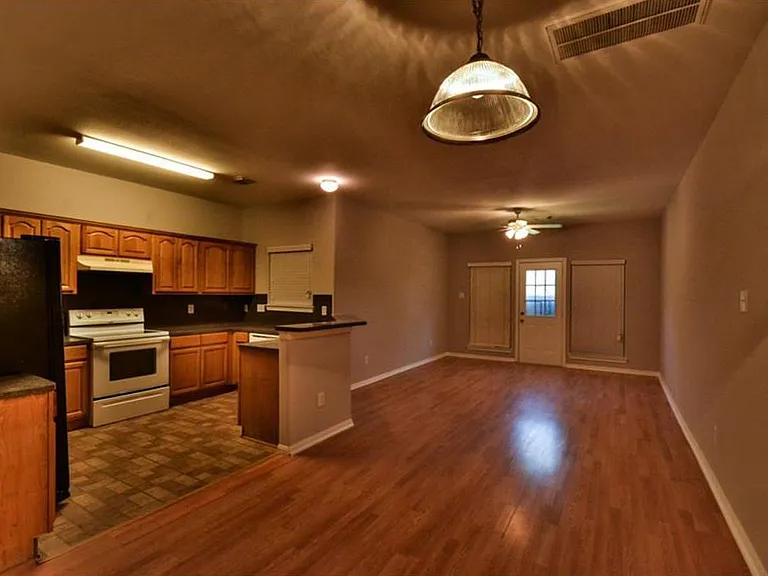 4321 Stassen St #B — Photo 1