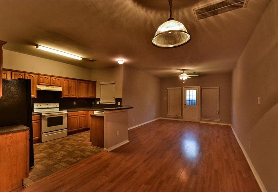 1st image of 4321 Stassen St APT B