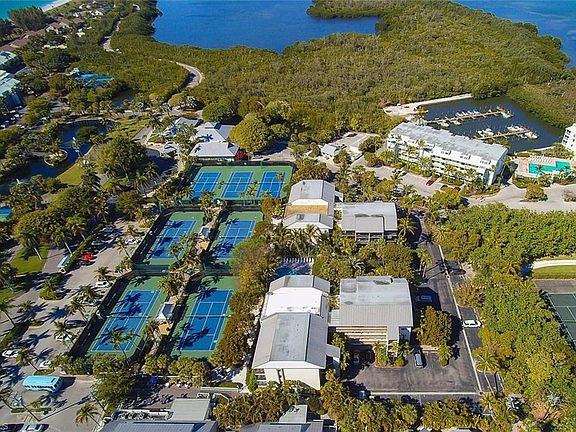 5th image of 3230 Tennis Villas