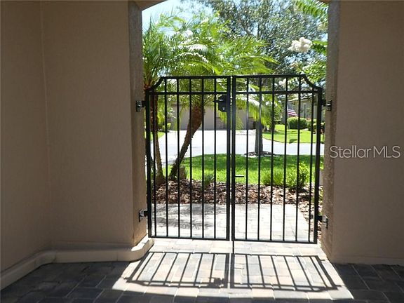 4th image of 141 Lemon Grove Dr