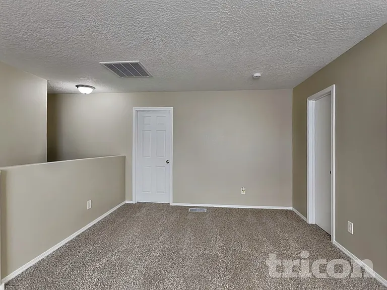 6407 Black Hawk Dr NE — Photo 15