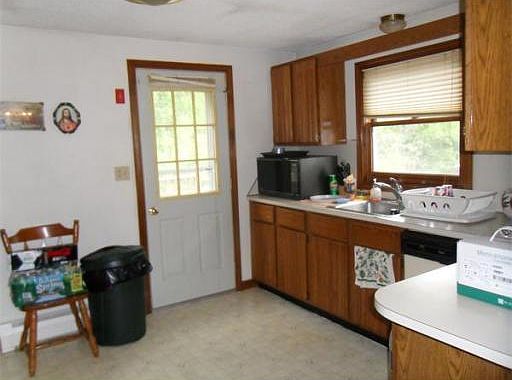 2nd image of 28 Abington Ave