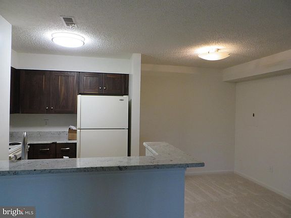 5th image of 6904 Mary Caroline Cir Unit H