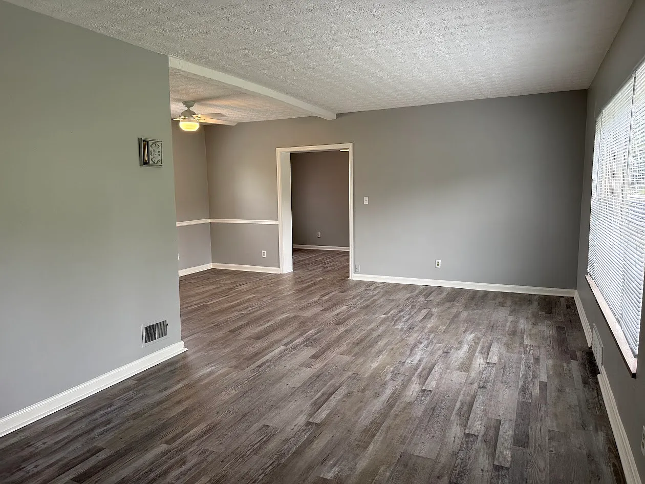 3 bed, 1.5 bath, $2,595 — Photo 3