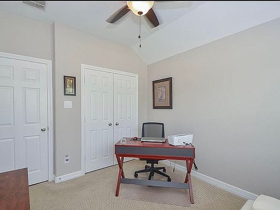 3rd image of 10006 Boulder Bend Ln
